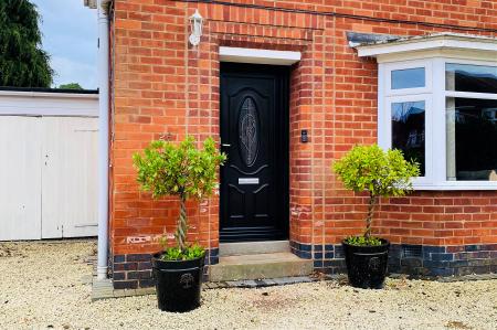 3 bedroom Semi-detached house for sale in Copeland Road, Birstall, LE4 3AA