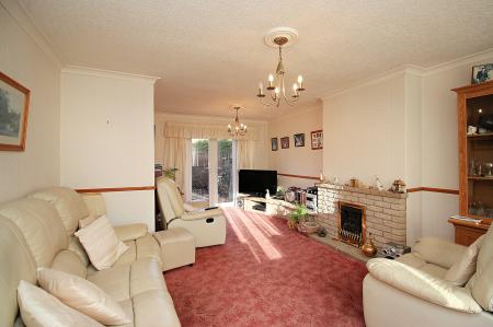 3 bedroom Semi-detached house for sale in Coplow Crescent, Syston, LE7