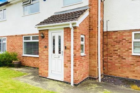 4 bedroom Semi-detached house for sale in Coplow Crescent, Syston, LE7
