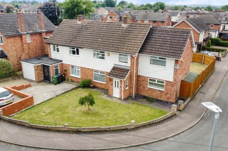 4 bedroom Semi-detached house for sale in Coplow Crescent, Syston, LE7