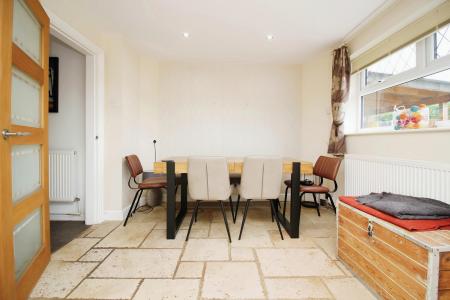 4 bedroom Semi-detached house for sale in Coplow Crescent, Syston, LE7