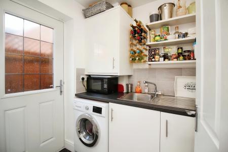 4 bedroom Detached house for sale in Cordelia Drive, Birstall, LE4