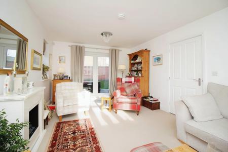 4 bedroom Detached house for sale in Cordelia Drive, Birstall, LE4