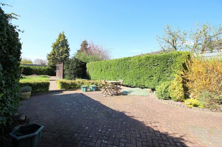 3 bedroom Detached house for sale in Countrymans Way, East Goscote, LE7