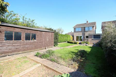 3 bedroom Detached house for sale in Countrymans Way, East Goscote, LE7