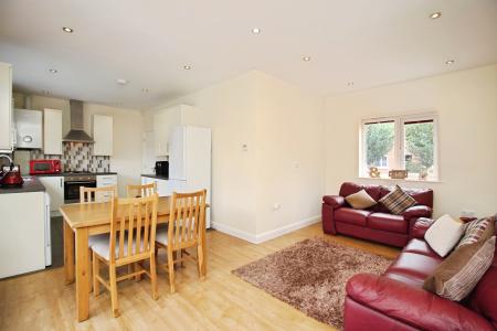 3 bedroom Detached house for sale in Courtyard Close, Syston, LE7