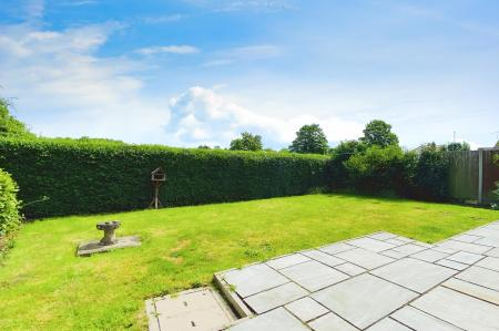 2 bedroom Detached bungalow for sale in Curzon Close, Queniborough, LE7