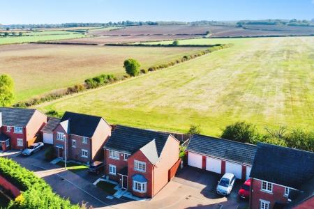 4 bedroom Detached house for sale in Dent Drive, Thurmaston, LE4