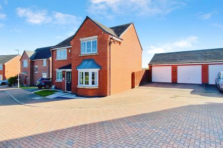 4 bedroom Detached house for sale in Dent Drive, Thurmaston, LE4