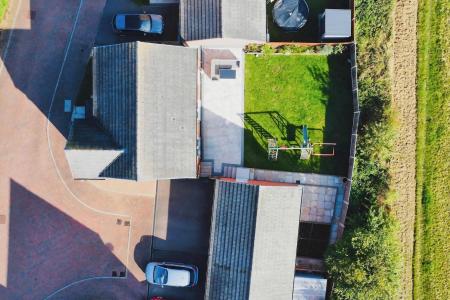 4 bedroom Detached house for sale in Dent Drive, Thurmaston, LE4