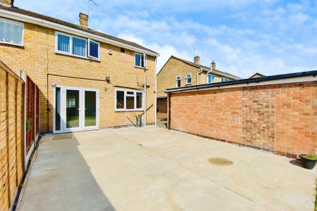3 bedroom Semi-detached house for sale in Dovedale Road, Thurmaston, LE4