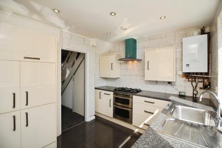 3 bedroom Semi-detached house for sale in Dovedale Road, Thurmaston, LE4