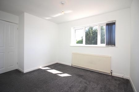 3 bedroom Semi-detached house for sale in Dovedale Road, Thurmaston, LE4