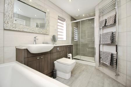 5 bedroom Detached house for sale in Dwyer Close, Syston, LE7