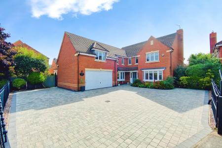 Dwyer Close, Syston, LE7