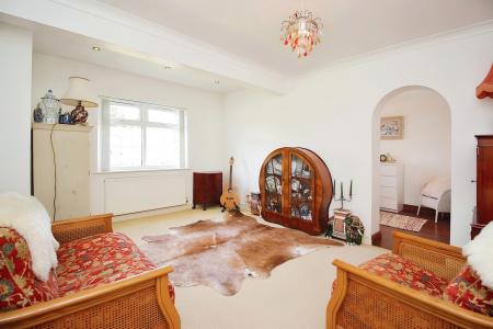 3 bedroom Detached bungalow for sale in Eastfield Road, Thurmaston, LE4