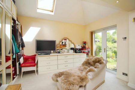 3 bedroom Detached bungalow for sale in Eastfield Road, Thurmaston, LE4