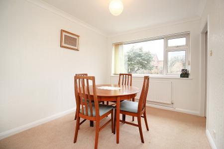 4 bedroom Detached bungalow for sale in Eastfield road, Thurmaston, LE4