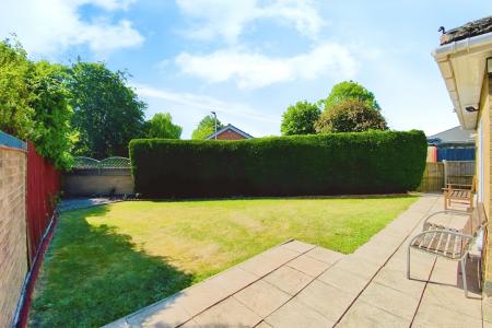 3 bedroom Detached bungalow for sale in Eastfield Road, Thurmaston, LE4