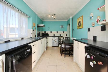 3 bedroom Detached bungalow for sale in Eastfield Road, Thurmaston, LE4