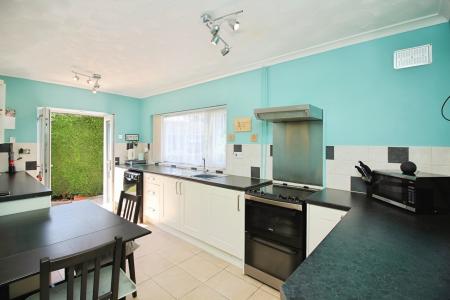 3 bedroom Detached bungalow for sale in Eastfield Road, Thurmaston, LE4