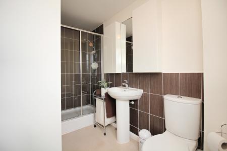 4 bedroom Town house for sale in Empingham Drive, Syston, LE7