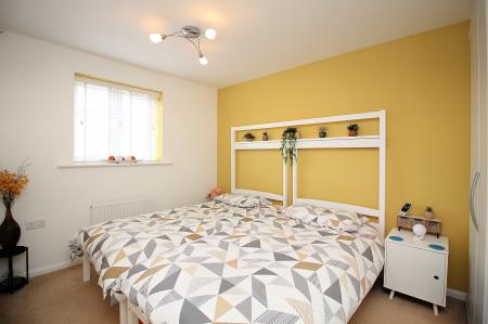 4 bedroom Town house for sale in Empingham Drive, Syston, LE7