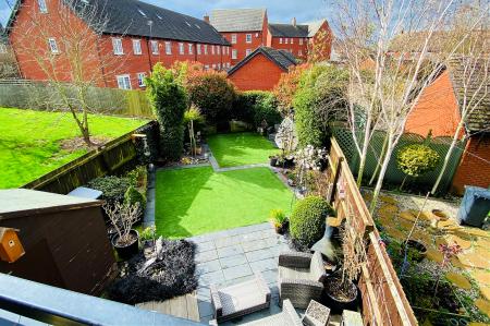 4 bedroom Town house for sale in Empingham Drive, Syston, LE7