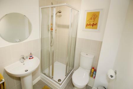 4 bedroom Town house for sale in Empingham Drive, Syston, LE7