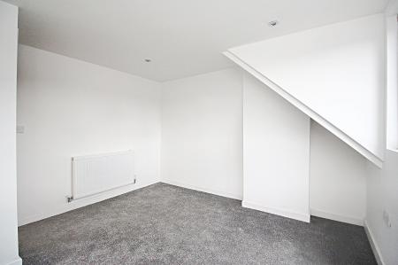 3 bedroom Town house for sale in Fairfax Road, Leicester, LE4