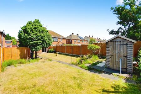 3 bedroom Semi-detached house for sale in Ferndale Road, Thurmaston, LE4