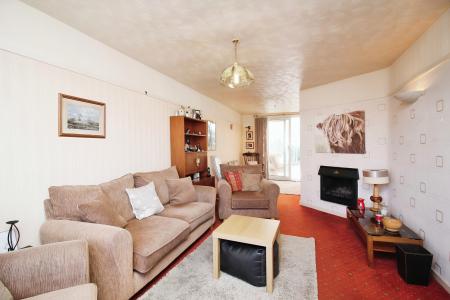 3 bedroom Semi-detached house for sale in Fieldgate Crescent, Birstall, LE4