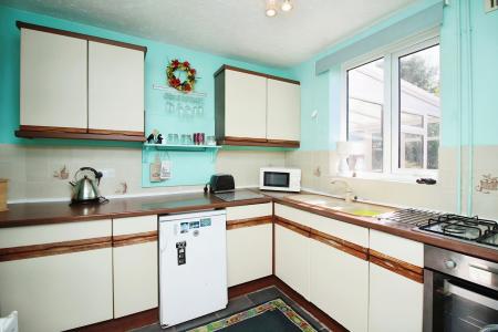 3 bedroom Semi-detached house for sale in Fieldgate Crescent, Birstall, LE4