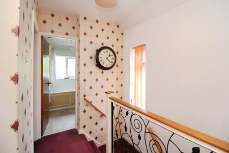 3 bedroom Semi-detached house for sale in Fieldgate Crescent, Birstall, LE4