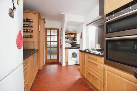 3 bedroom Semi-detached house for sale in Fieldgate Crescent, Birstall, LE4