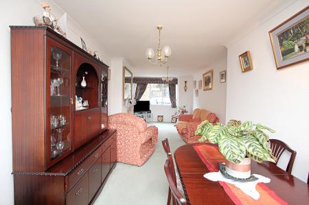 3 bedroom Semi-detached house for sale in Fielding Road, Birstall, LE4