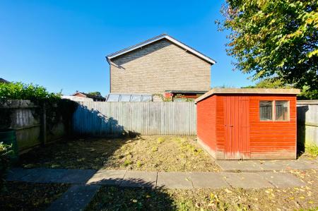 3 bedroom Semi-detached house for sale in Fletchers Way, East Goscote, LE7