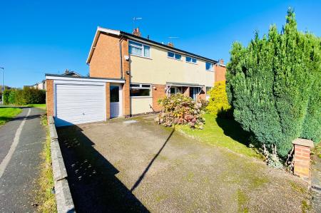3 bedroom Semi-detached house for sale in Fletchers Way, East Goscote, LE7