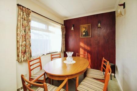 3 bedroom Semi-detached house for sale in Fletchers Way, East Goscote, LE7