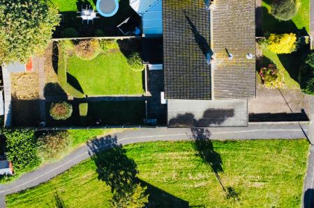 3 bedroom Semi-detached house for sale in Fletchers Way, East Goscote, LE7