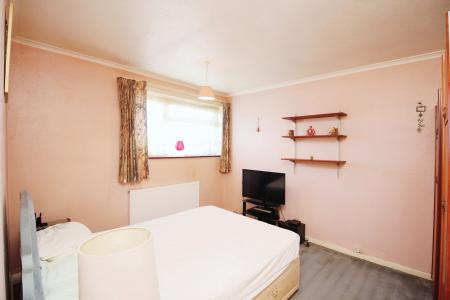 3 bedroom Semi-detached house for sale in Fletchers Way, East Goscote, LE7