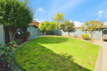 4 bedroom Detached house for sale in Fletchers Way, East Goscote, LE7