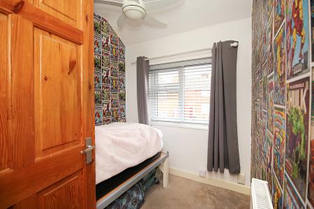 4 bedroom Semi-detached house for sale in Forest Avenue, Thurmaston, LE4