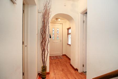 4 bedroom Semi-detached house for sale in Forest Avenue, Thurmaston, LE4