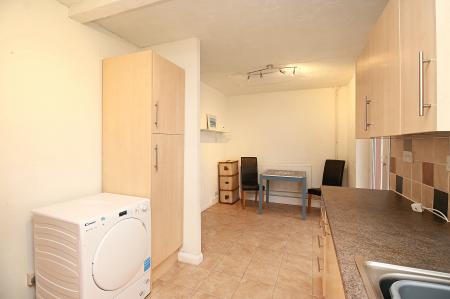 4 bedroom Semi-detached house for sale in Forest Avenue, Thurmaston, LE4