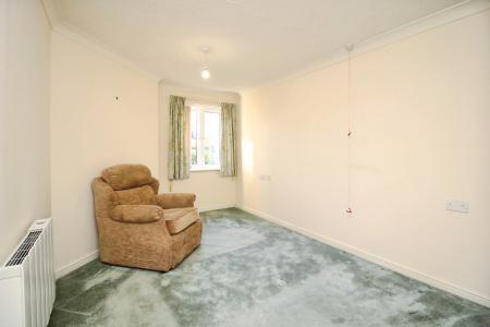 1 bedroom Flat for sale in Forge Court, Syston, LE7
