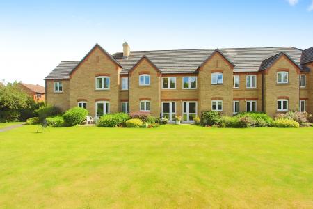 1 bedroom Flat for sale in Forge Court, Syston, LE7