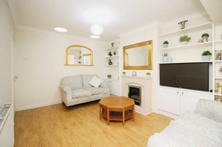 2 bedroom Detached bungalow for sale in Fosse Way, Syston, LE7