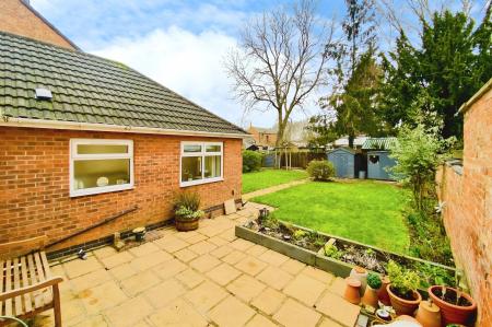 2 bedroom Detached bungalow for sale in Fosse Way, Syston, LE7