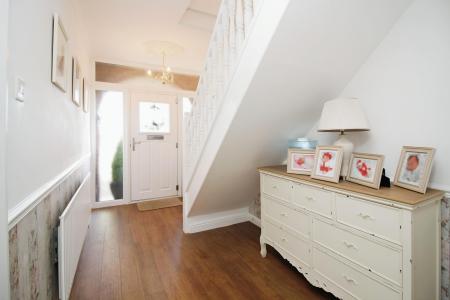 3 bedroom Detached house for sale in Fosse Way, Syston, LE7